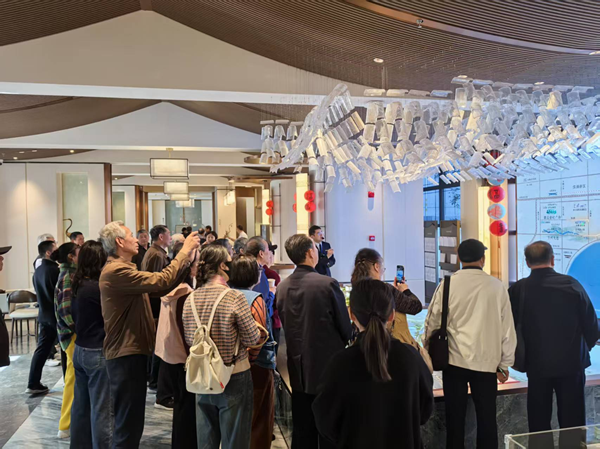 康养+旅游，，，激活墟落振兴新引擎